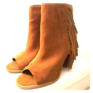 BRAND NEW! Open toe fringe ankle bootie